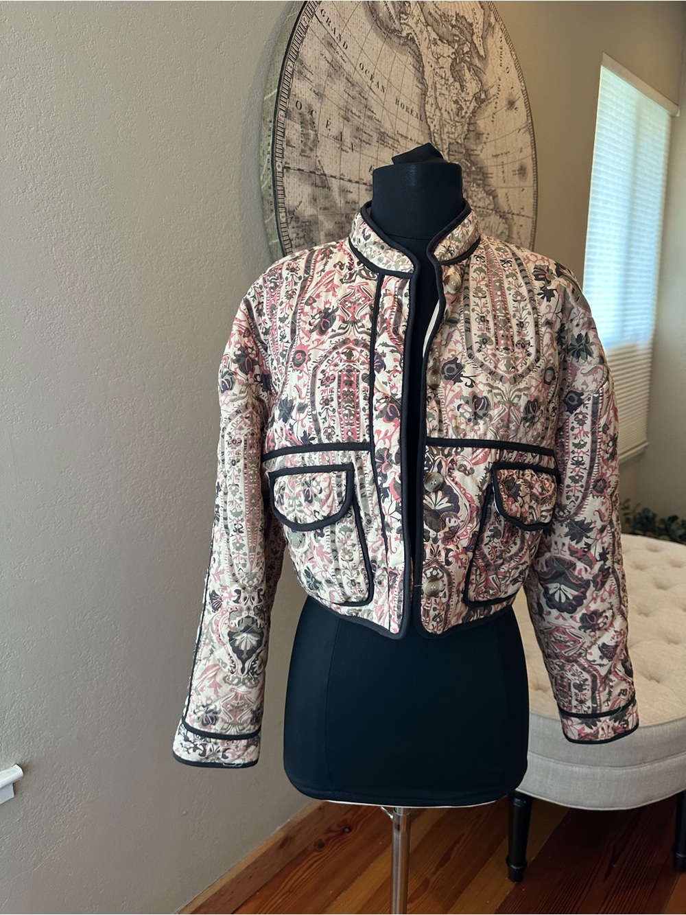 Cropped Quilted Jacket in Blush Floral